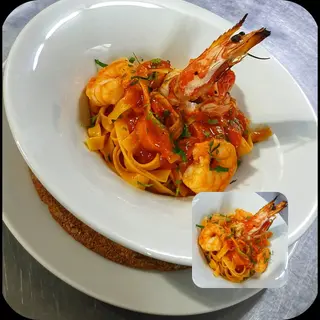 Penne con crema di quattro formaggi