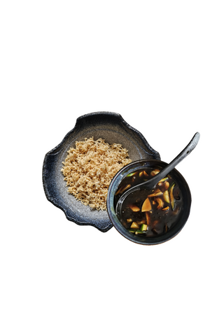 Arroz crujiente ku-bak con verduras