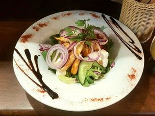 Sałatka Słodko-Pikantna z kurczakiem