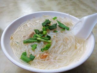 26A- Fideo Transparente Con Tres Delicias