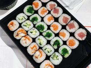 Макі сет (750 гр.) (30 шт./750g)