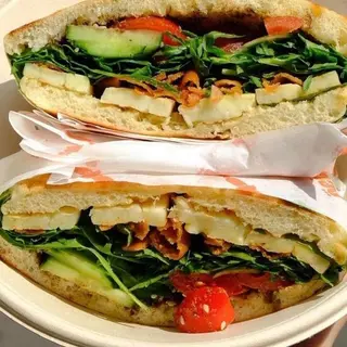Halloumi Zaatar Crunch