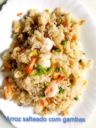 55.Arroz Salteado com Gambas（虾炒饭）