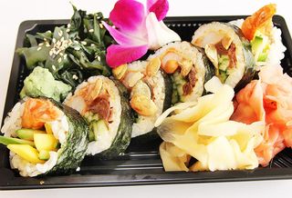 Futomak z krewetką gotowaną (6szt.)