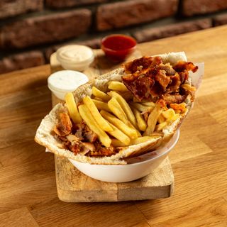 Kebab Frytas w Bułce