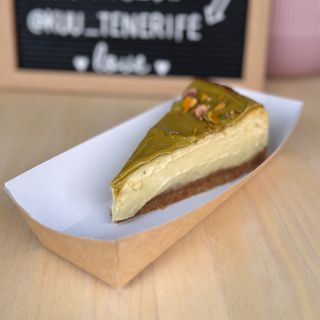 Tarta de pistacho . (Porción)