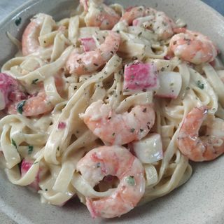Tagliatelle Camarão com Alho