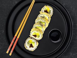 Futomaki vege w tempurze 6 szt.
