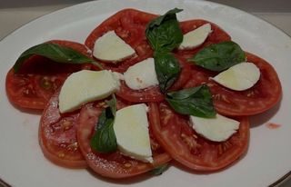 Caprese salata