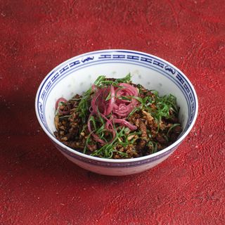 Рис с говядиной и кимчи