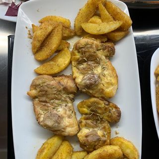 Bistecca di pollo con contorno 