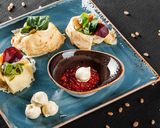 Clatite cu icre rosii