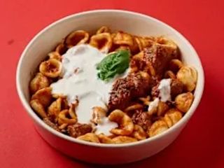 Orecchiette con pezzetti e stracciatella