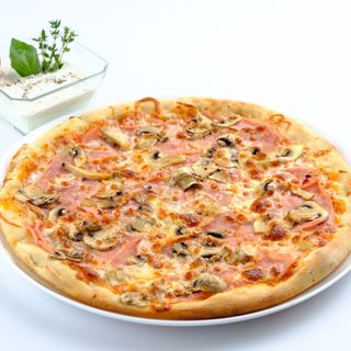 Pizza Prosciutto Funghi
