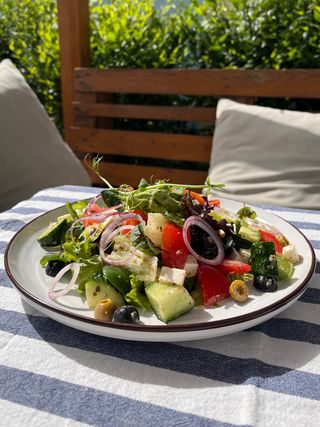 Гречесикй салат (350г)