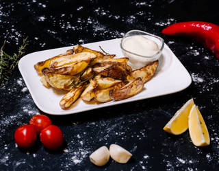 Patata al forno con rosmarino