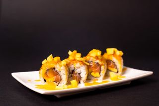 332. Salmone e mango