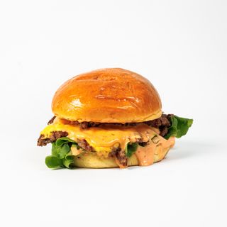 Von Herzog Classic 200g Double 12eur + 0,33l Pepsi + Pomfrit