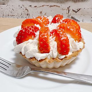 Keto Vege Tartaletki Czekoladowo-Truskawkowe