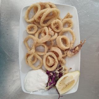 Calamares Fritos (1/2 Ración)