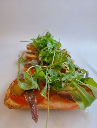 Tosta De Anchoa