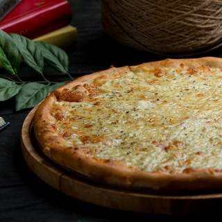 პიცა "4ყველით"