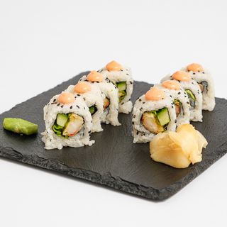 Spicy ebi roll