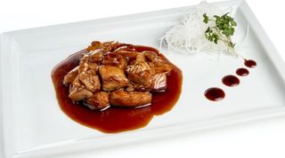 66. Pollo con salsa teriyaki