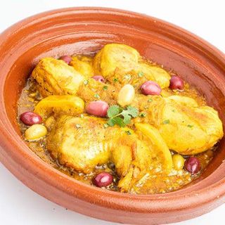 Tagine De Poulet Roumi Au Citron Et Olives