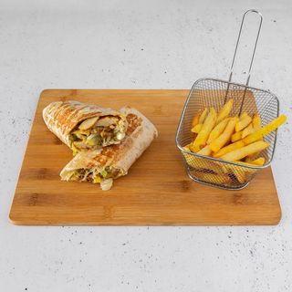 Tortilja s piletinom + pomfrit