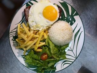 Bife a Cavalo - Contra filé