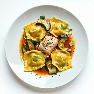 Ravioli con pesce spada e melanzane