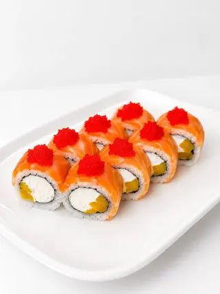 NOMNOM Рол з манго та лососем