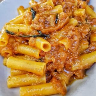 Ziti alla Genovese