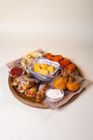 Сет из куриных крылышек