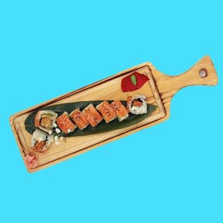 Uramaki especial dragón roll (8 pzs.)