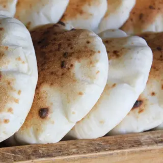 Pane vuoto arabo