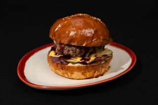 Бургер з камамбером (380г)