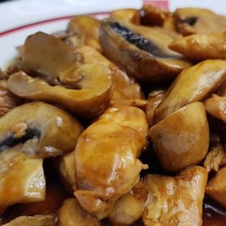 Pollo con Champiñón