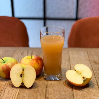 Домашній яблучний сік (1000мл)