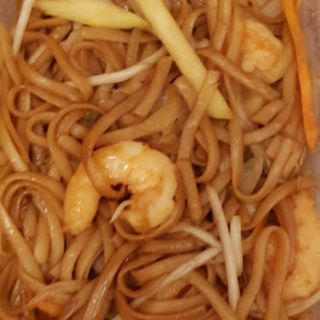 Tallarines Frito con Gambas