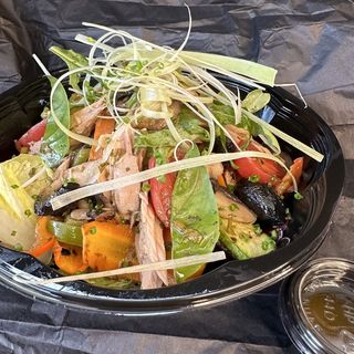 Salade Italienne au Thon et  aux Légumes Grilles