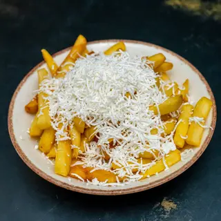 Пържени картофи със сирене