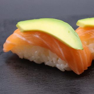18. Sake avocado - 1 pezzo
