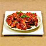 ПИЛЕШКИ КРИЛЦА С МЕД СОЕВ СОС И СУСАМ