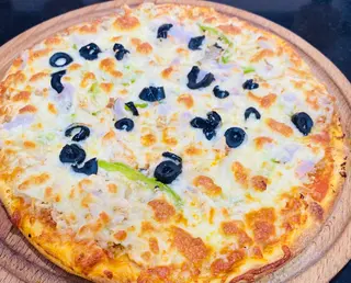 Pizza Spéciale First