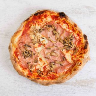 Pizza prosciutto e funghi