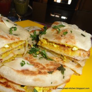 PANEER ONION "KULCHA"