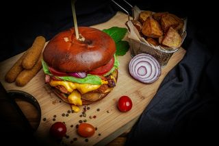 Crispy chicken burger