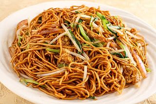 Fideos Fritos Con Verdura